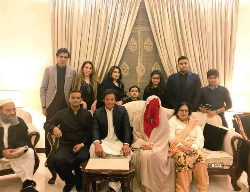 This is the reason why Imran Khan's third wife Bushra Maneka left him