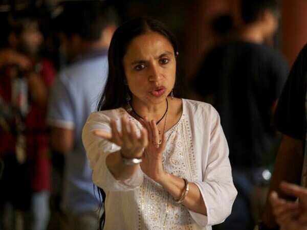 Shonali Bose Images