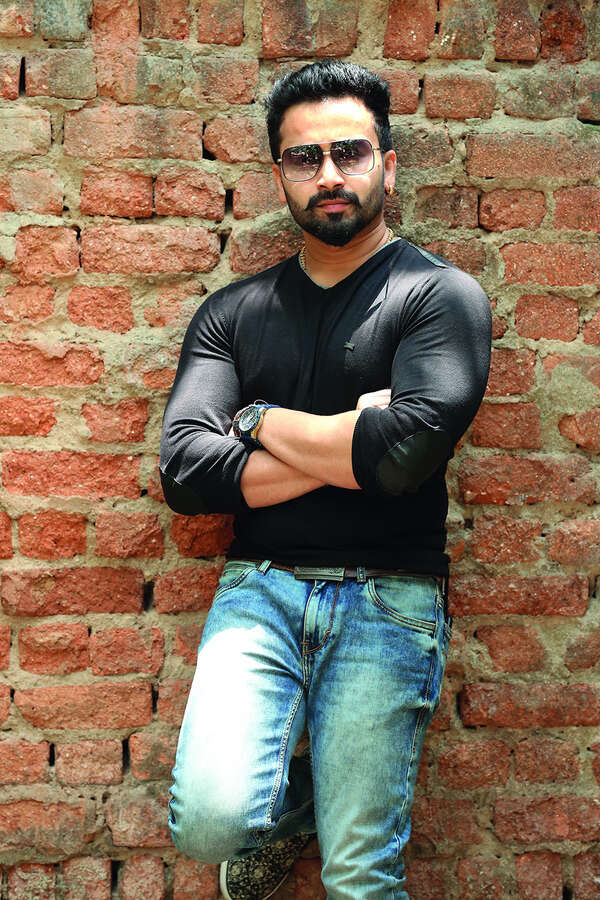 Chandu B Gowda Pictures