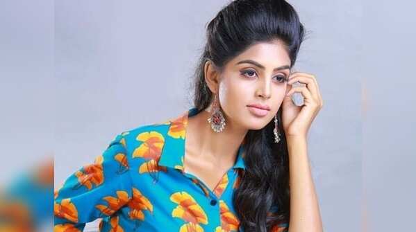 Model-actress