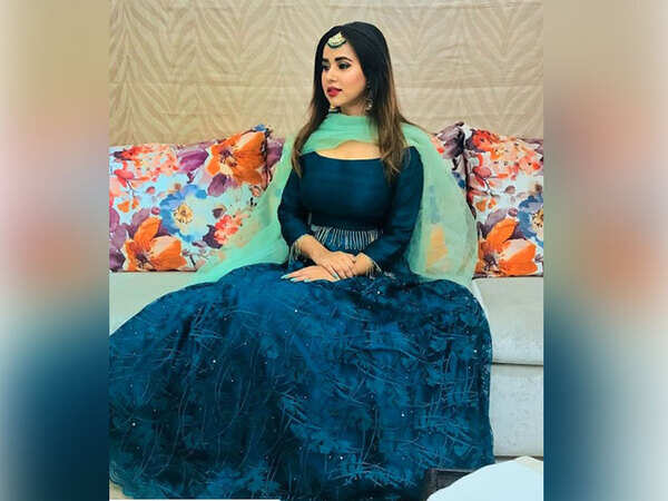 Sunanda Sharma Wallpapers