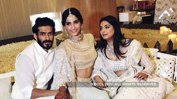 Inside pictures of Sonam Kapoor & Anand Ahuja's glittery sangeet ceremony