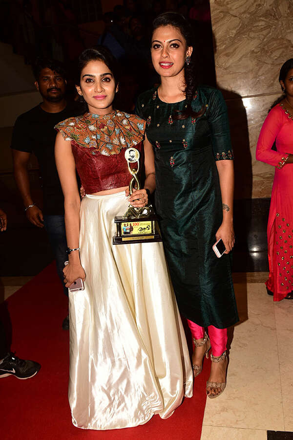 Aditi Ravi Images