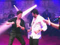 Photos of Shah Rukh & Salman&rsquo;s crazy dance with Anil Kapoor at Sonam&rsquo;s reception will make you hit the dance floor