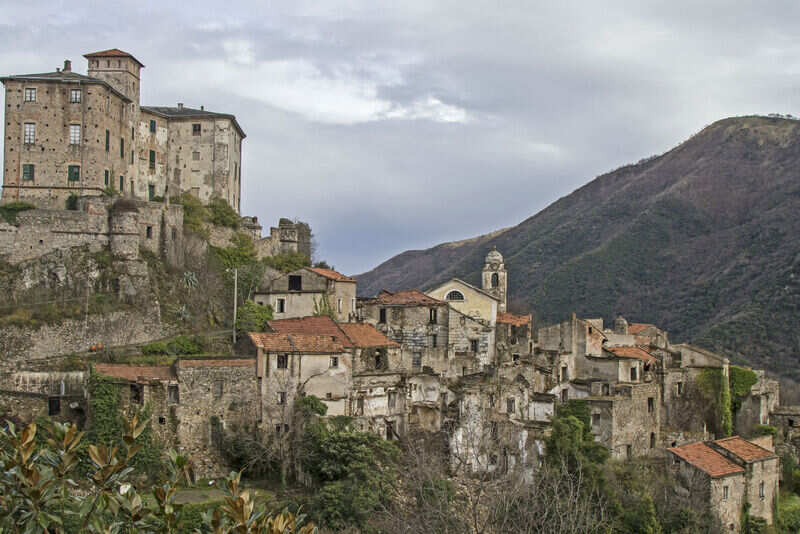 Exploring Italy&rsquo;s abandoned villages
