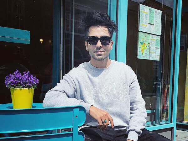 Hardy Sandhu Photos