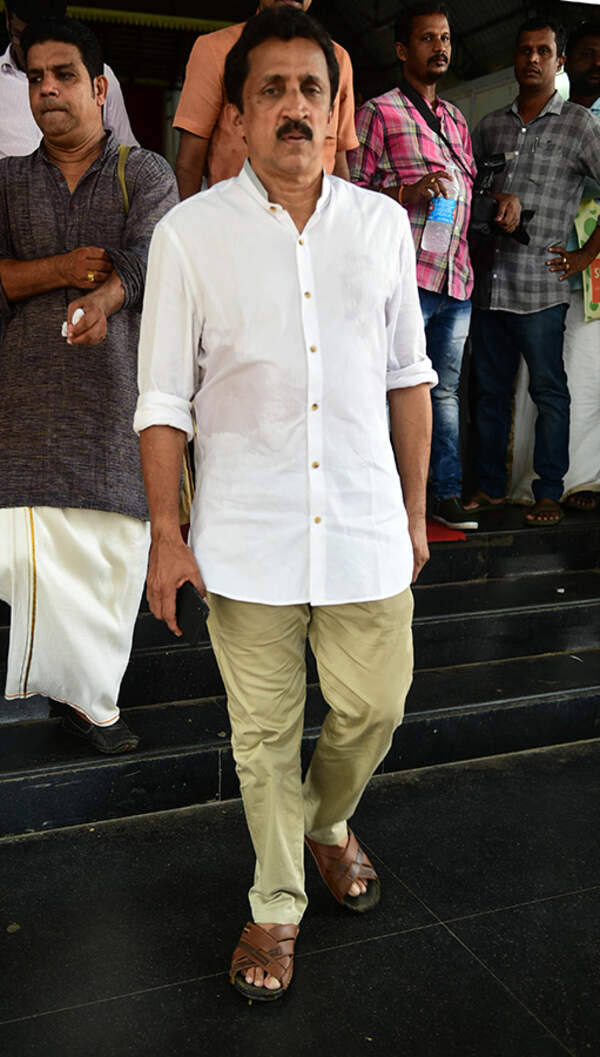 Kalabhavan Rahman Images