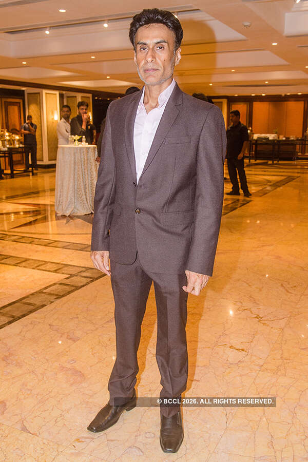 Arif Zakaria Photos