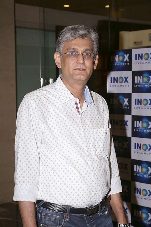 Atanu Raychaudhuri Photos