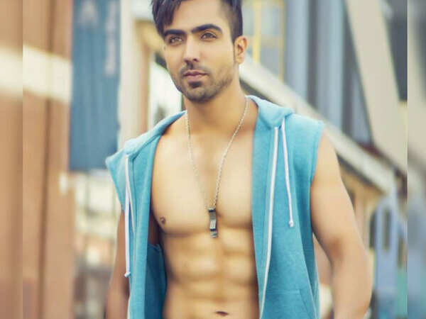 Harrdy Sandhu Pictures