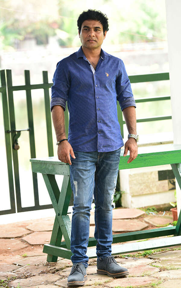 Nikesh Ram Pictures