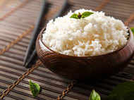 Does eating rice cause water retention?