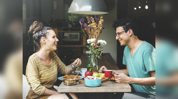 The first date topics