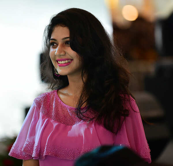 Tharushi Pictures