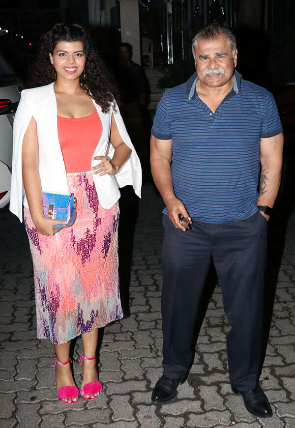 Sharat Saxena Images