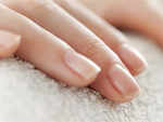 These homemade remedies will help get rid of pale nails really effectively!
