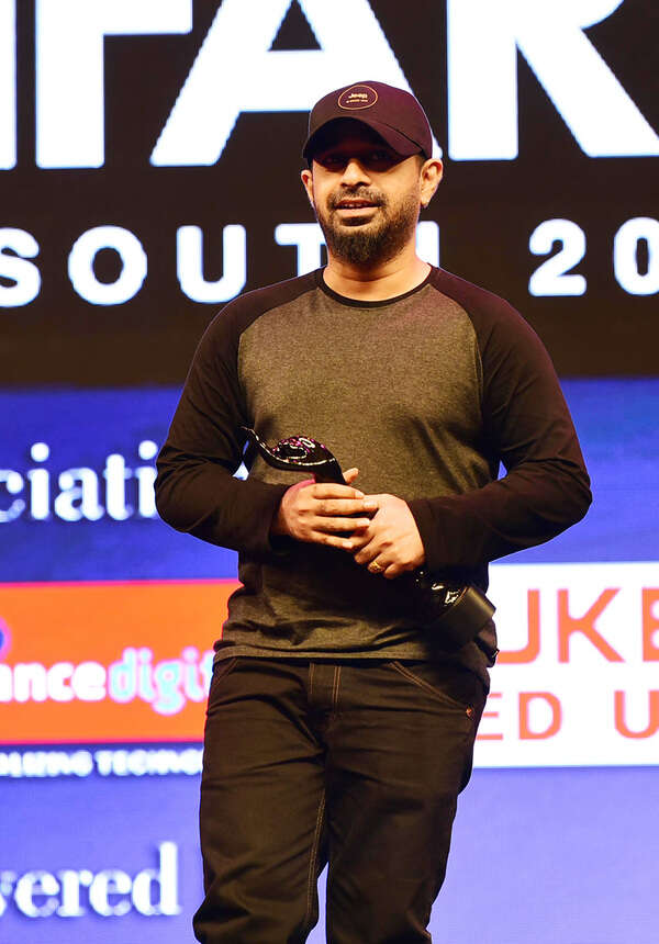 Rex Vijayan Pictures