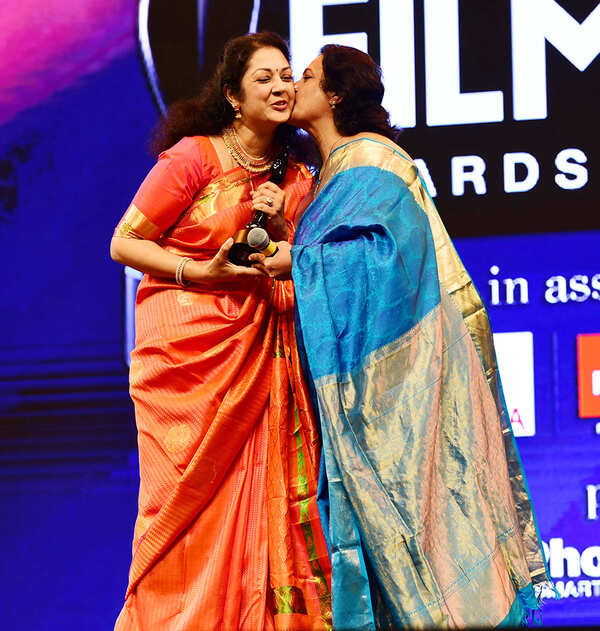 Shanthi Krishna Images
