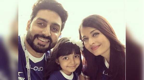 Aishwarya Rai Bachchan, Abhishek Bachchan and Aaradhya pose for the perfect family picture