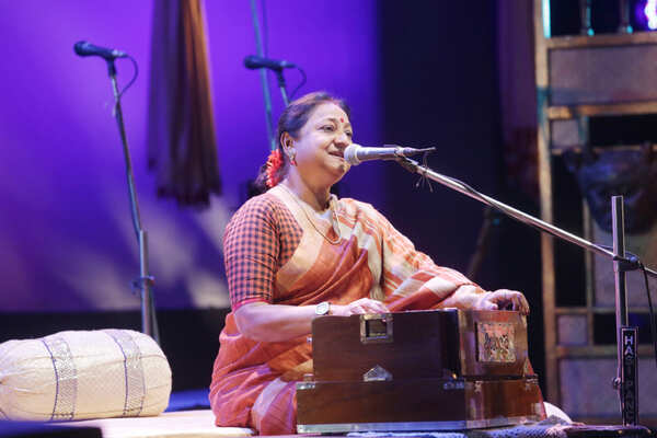 Indrani Sen Images