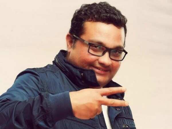 Ravi Jadhav Photos