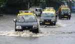 Heavy rains lash Mumbai