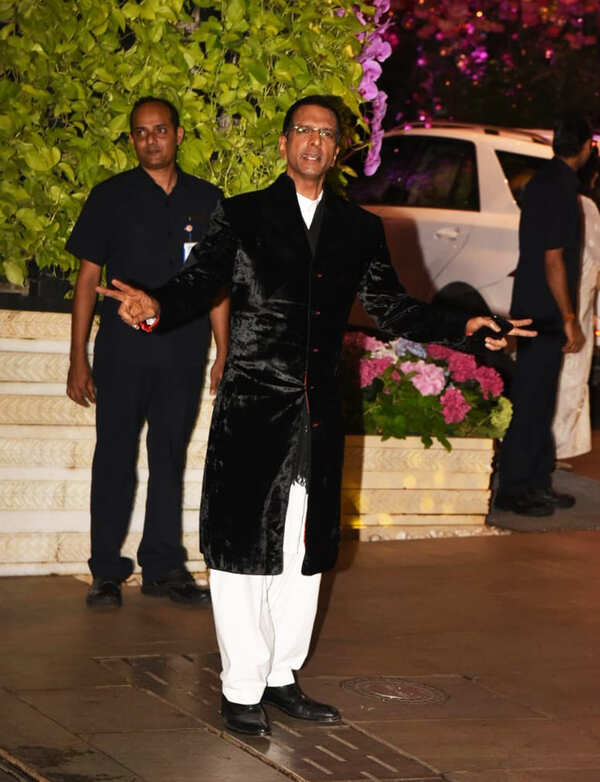 Javed_Jaffrey Images
