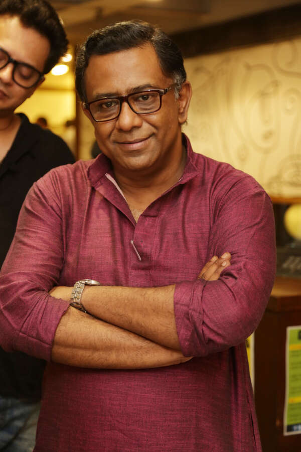 Kamaleswar Mukherjee Wallpapers