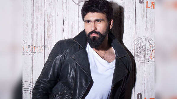 Arya Babbar