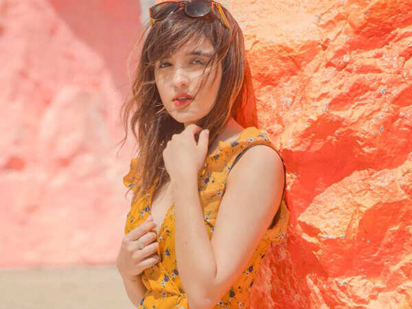 Shirley Setia Photos