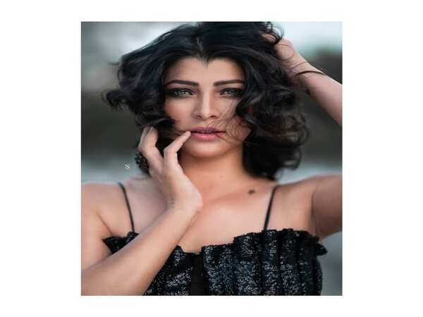 Tejaswini Pandit Wallpapers