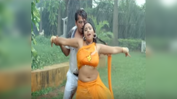 'Rimjhim Barsela Sawan'