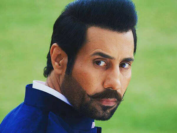 Binnu Dhillon Images