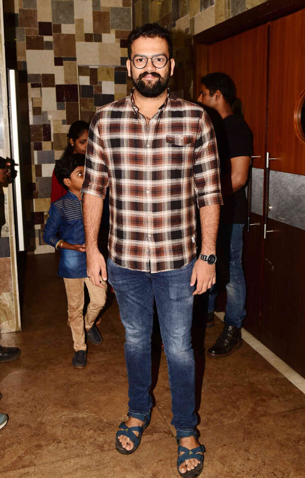 Vinay Govind Photos