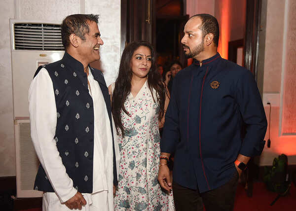Murali Karthik Pictures