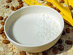 Carrageenan in almond milk