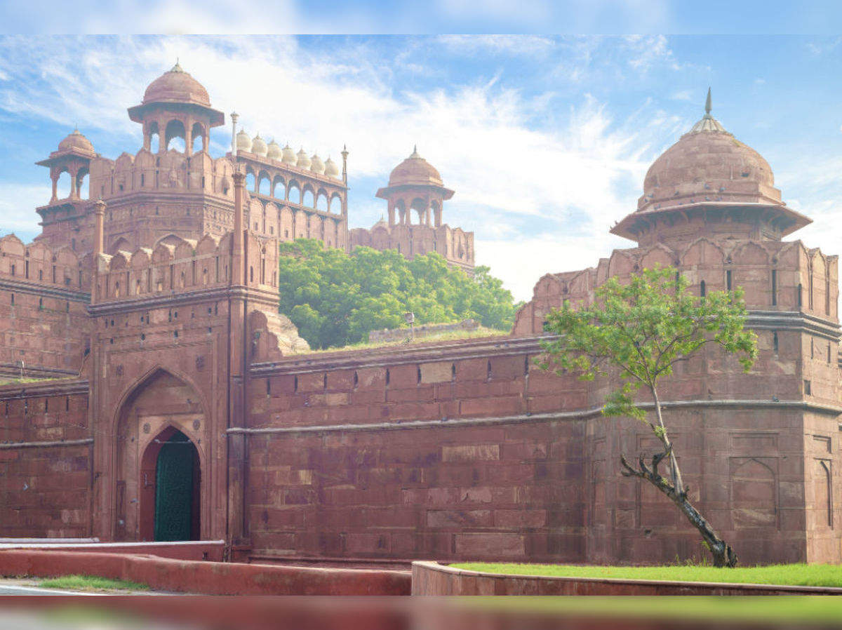 ASI unearths hidden underground chamber in Red Fort | Times of ...