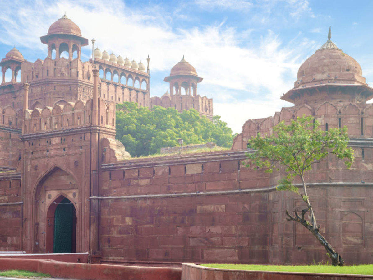 ASI unearths hidden underground chamber in Red Fort | Times of ...
