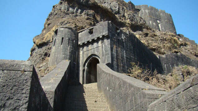 Trekking to Lohagad Fort does not demand you to be an &lsquo;Iron Man&rsquo;