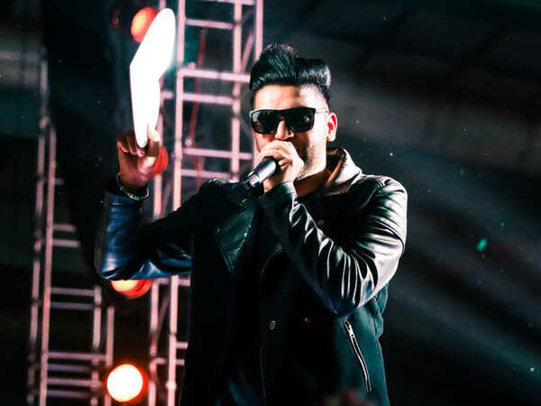 Guru Randhawa Pictures
