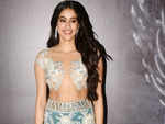 Manish Malhotra can be credited with making the naked choli such a popular trend with our celebs