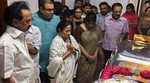 Mamata Banerjee pays her last respect