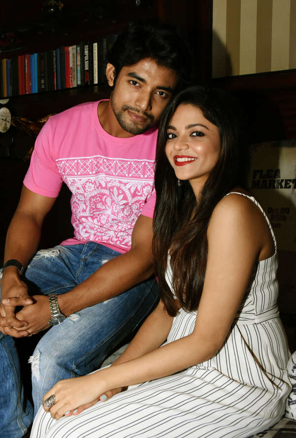 Divyanganaa Jain Photos