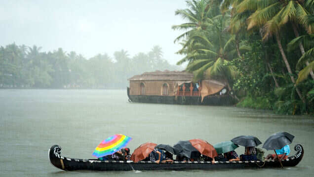 Heavy rain in Kerala: Cochin International Airport stops arrival operations