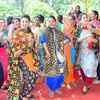 Article image for: etimes_gianjyoti_<i class="tbold">Teej</i>_4col