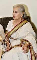 Boney kapoor, Janhvi kapoor , Khushi kapoor pay homage to Sridevi on her Birth Anniversary