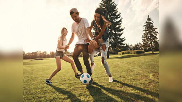 Choose basketball over cycling for better mental health