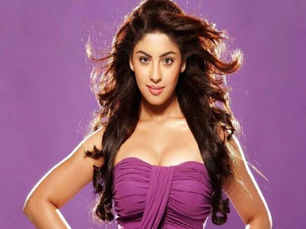Richa Gangopadhyay Images