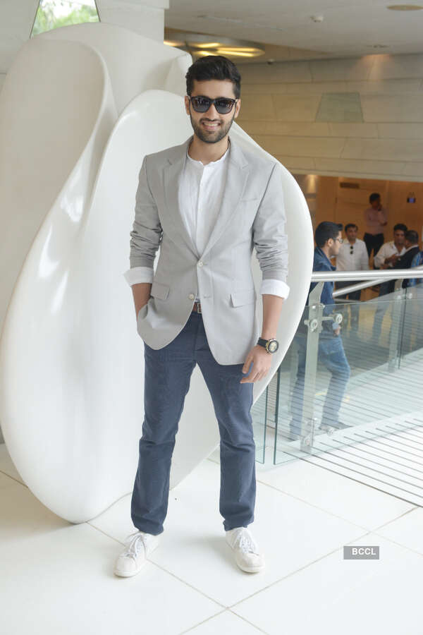 Utkarsh Sharma Pictures