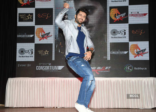 Utkarsh Sharma Photos